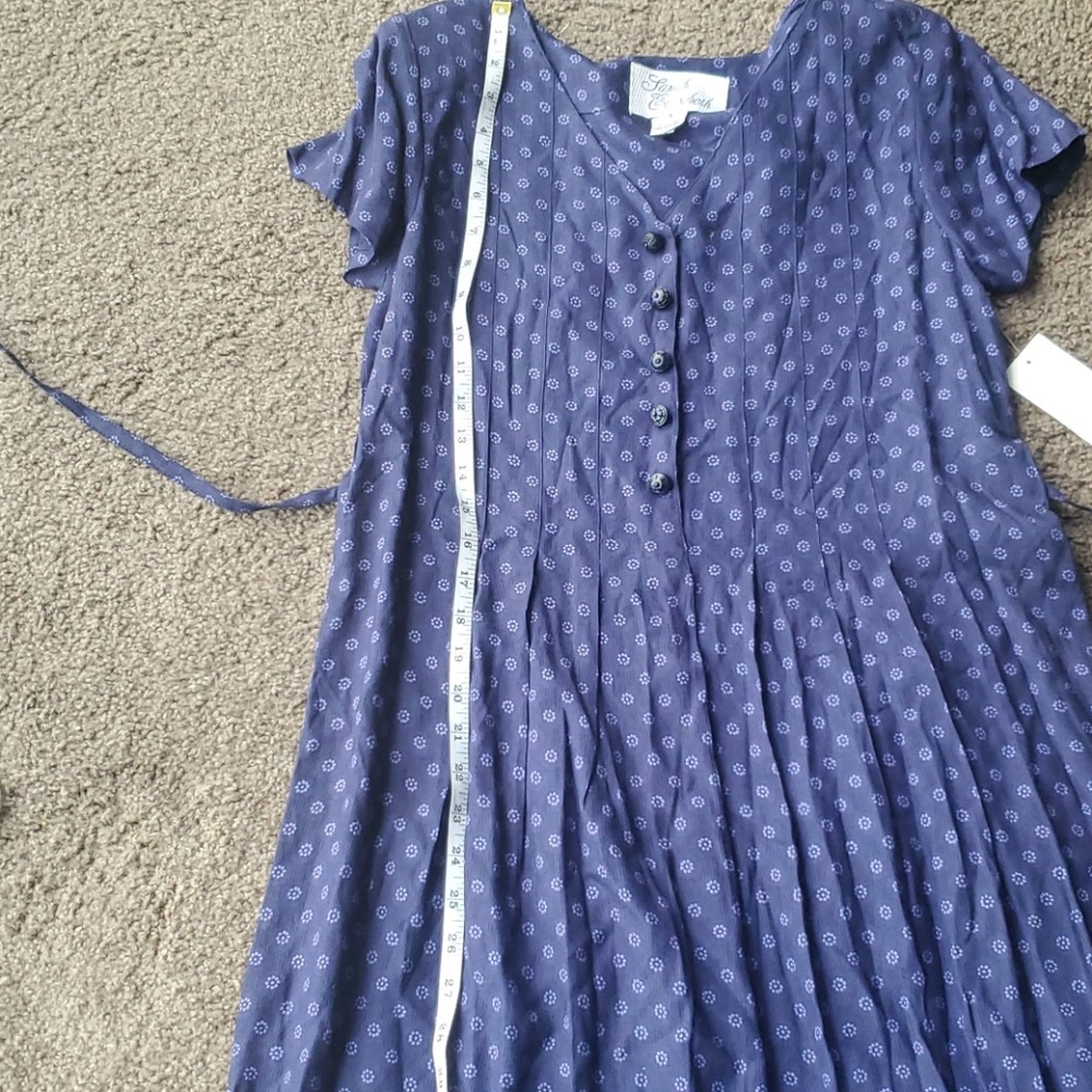 Dress - Picture 15 of 16